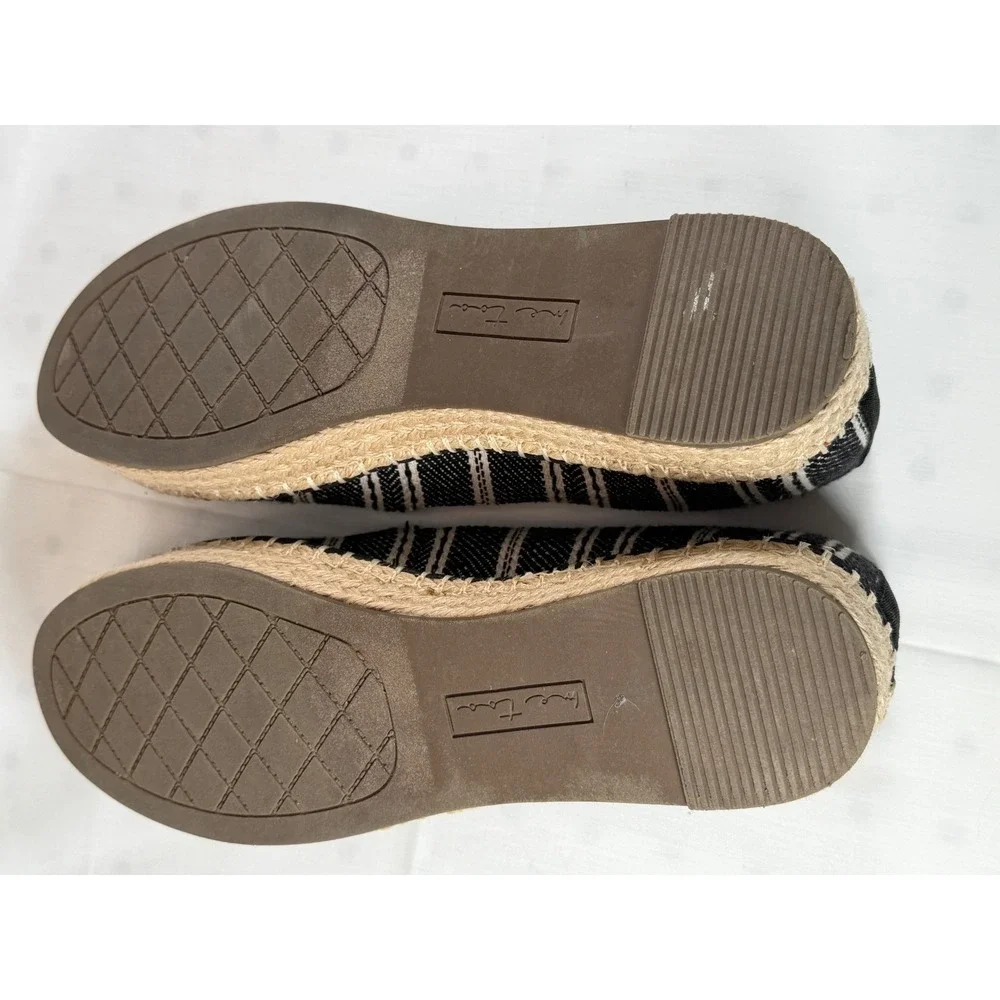 Me Too Cassandrah Striped Espadrille Loafers Black White Textile Flats‎ 7M